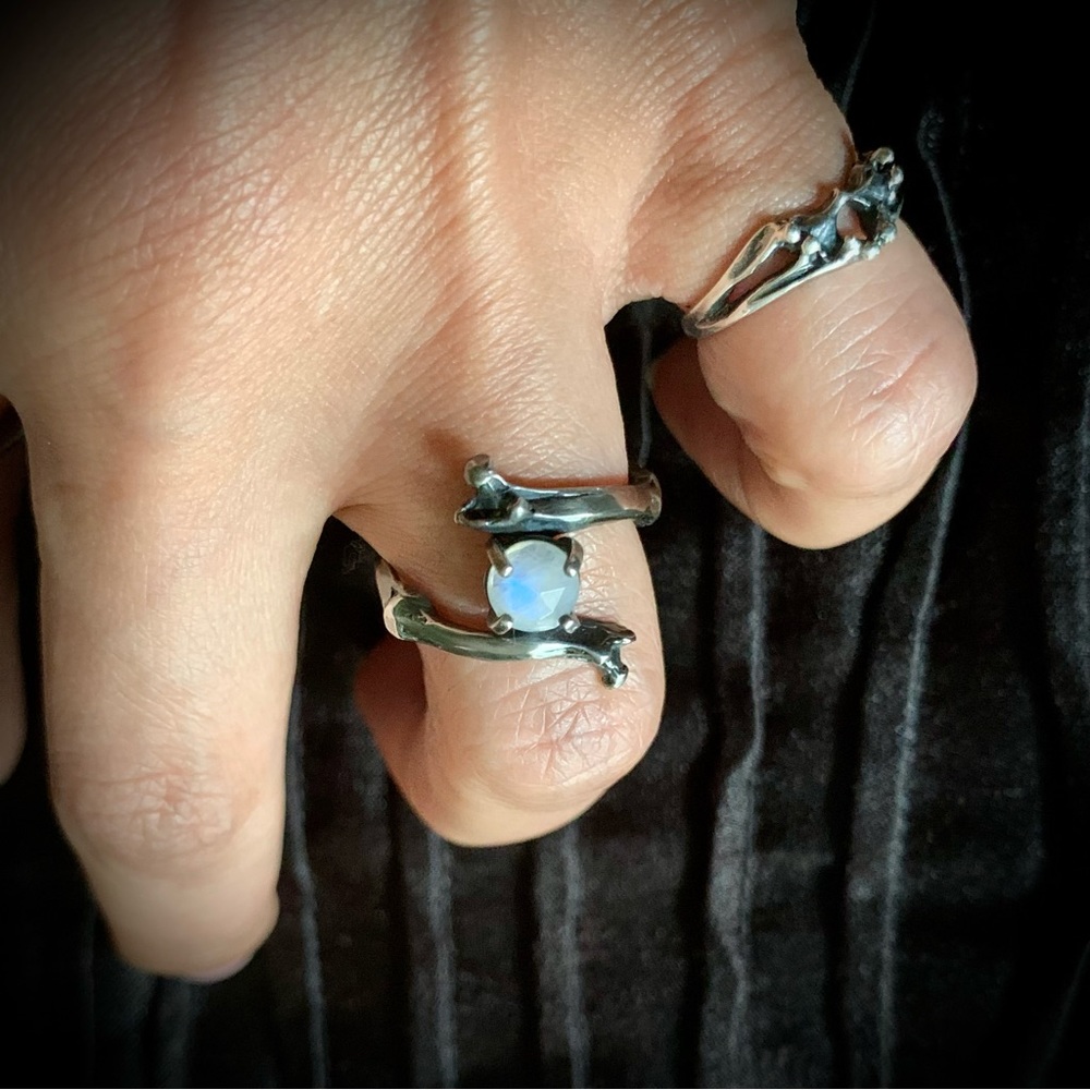 Eilisain Moonstone .925 Bird Bone Ring